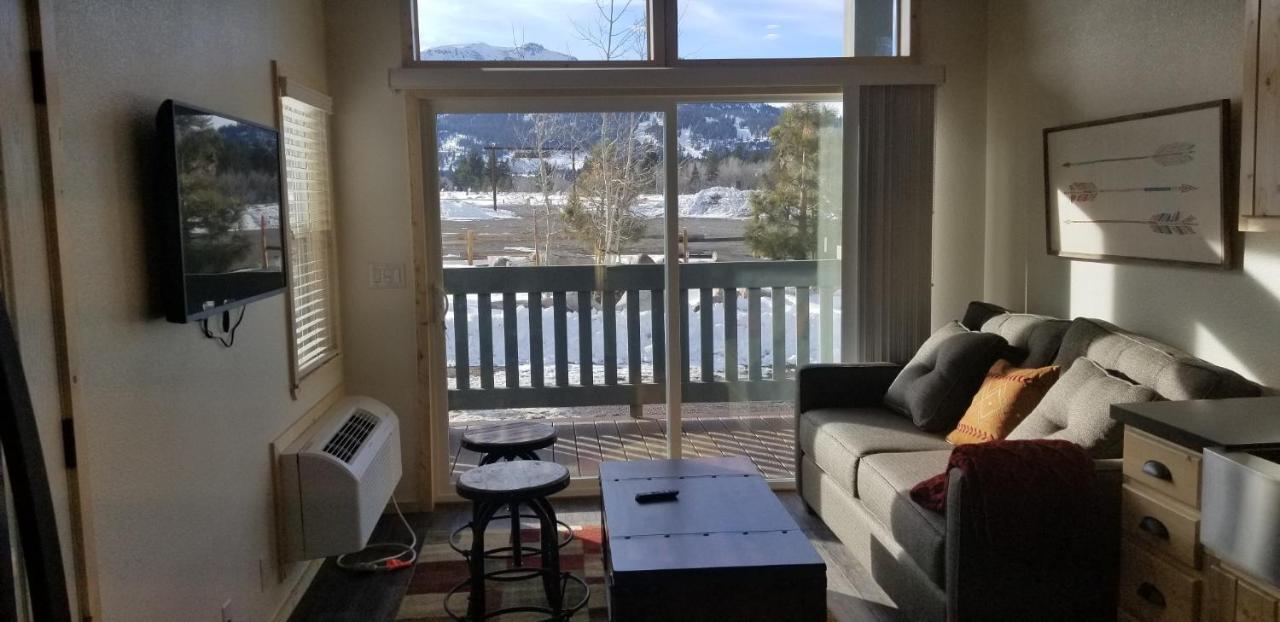 Sierra Meadows Ranch Holiday home *